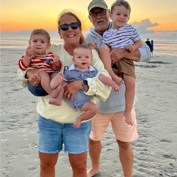 Meet your Posher, Joanne - Picture 2 of 5